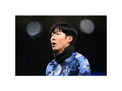 손흥민 계약 연장 옵션 결정에 팬들 분노