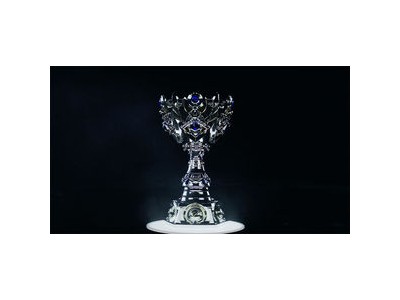 소환사의 컵 15주년 기념으로 새롭게 출시
