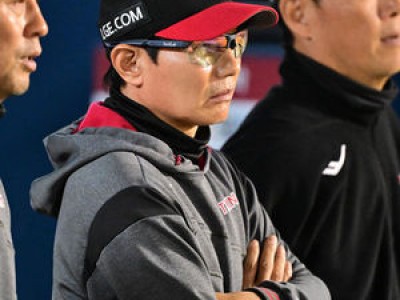 김현수의 적시타로 4-4 동점 만든 경기